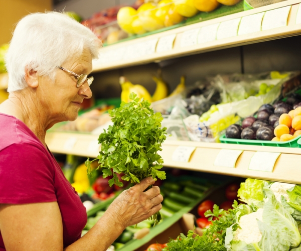 a-alimentacao-na-terceira-idade-cuidados-e-dicas